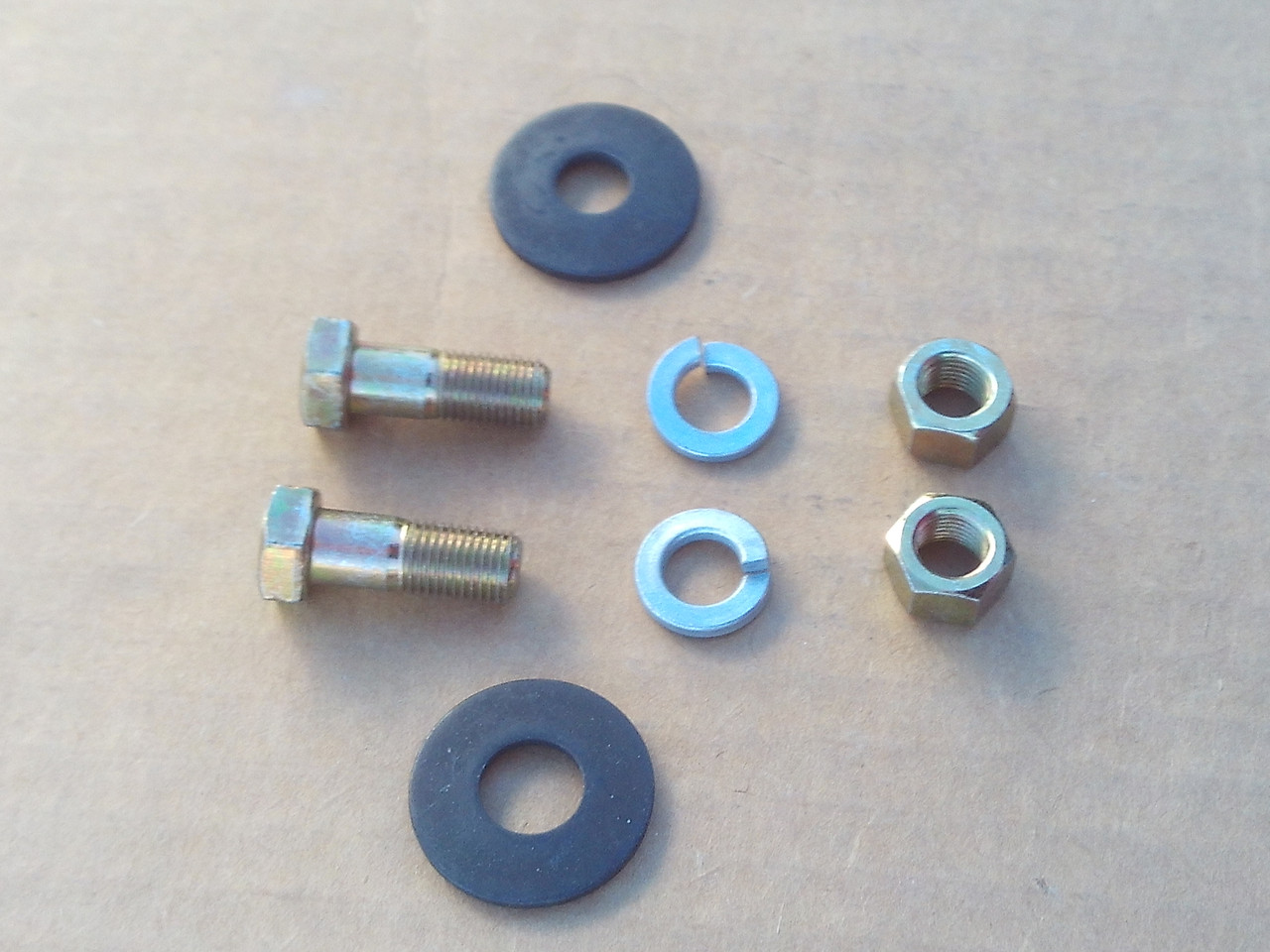 MTD Blade Mounting Kit 753-0525 nuts with bolts