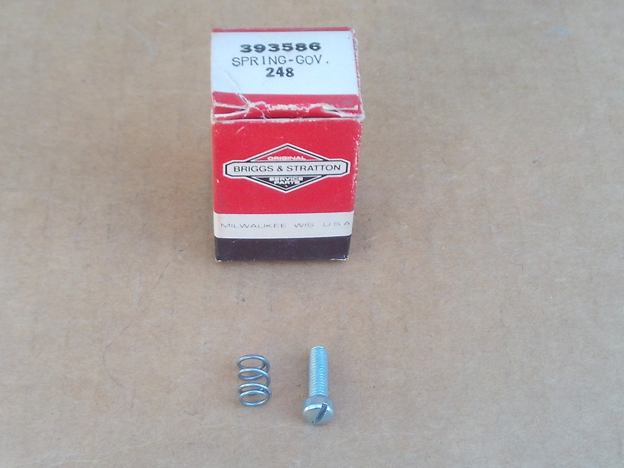 Briggs and Stratton Carburetor Idle Screw with Spring 393586, 490956 &