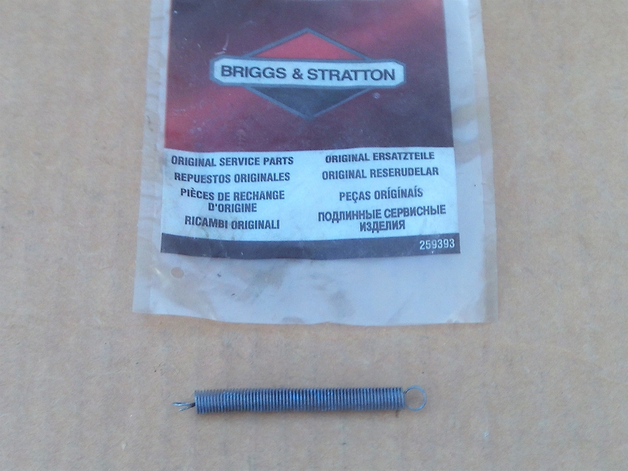 Briggs and Stratton Governor Spring 261034 &