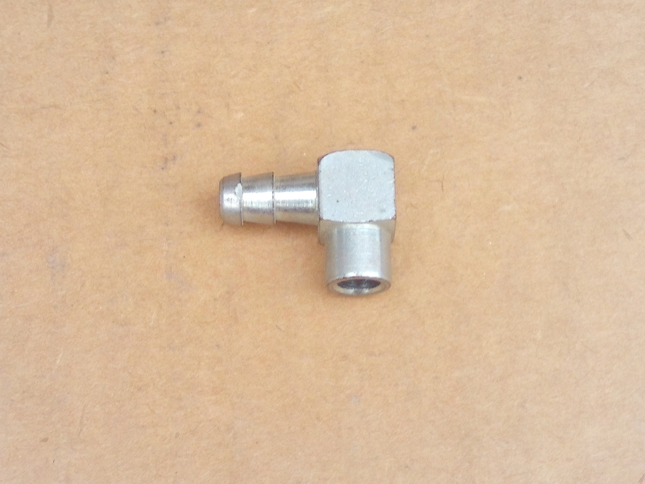 Tecumseh Carburetor Fuel Fitting 631775 632527 (Old style all metal)