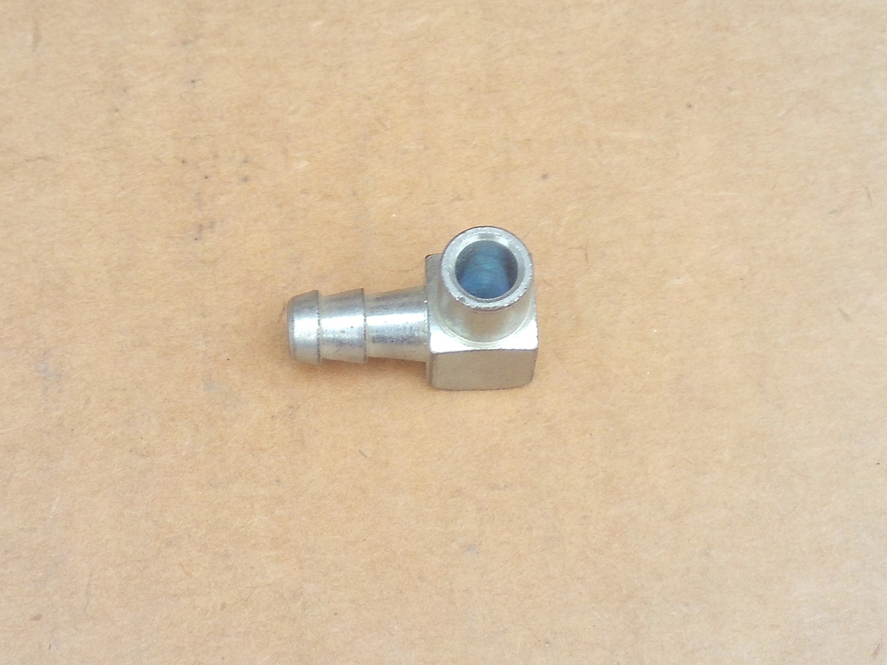 Tecumseh Carburetor Fuel Fitting 631775 632527 (Old style all metal)