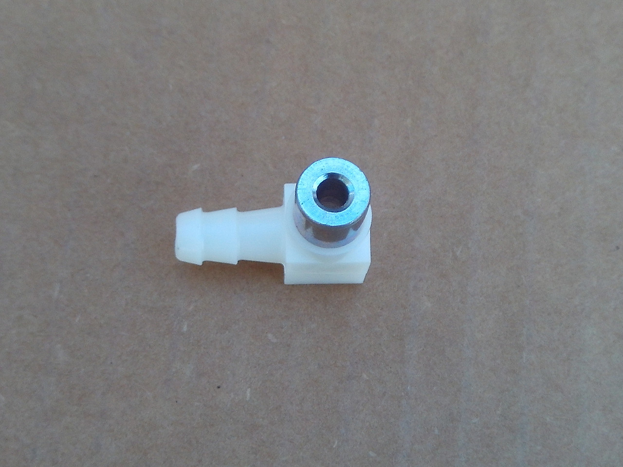 Tecumseh Carburetor Fuel Elbow Fitting 632527 Craftsman Toro 90 degree