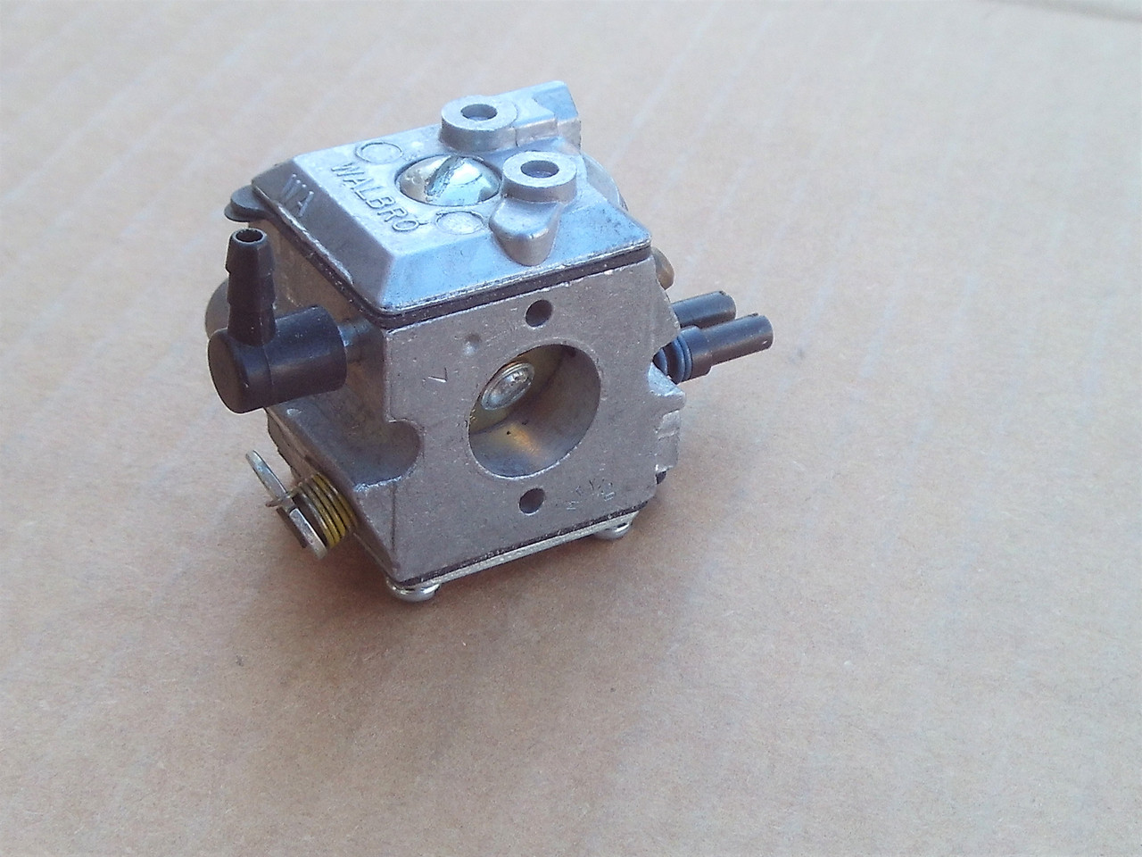 Carburetor For Walbro WA-219 WA-219B WT-199-1 WT-221 Poulan 530069568 530035370