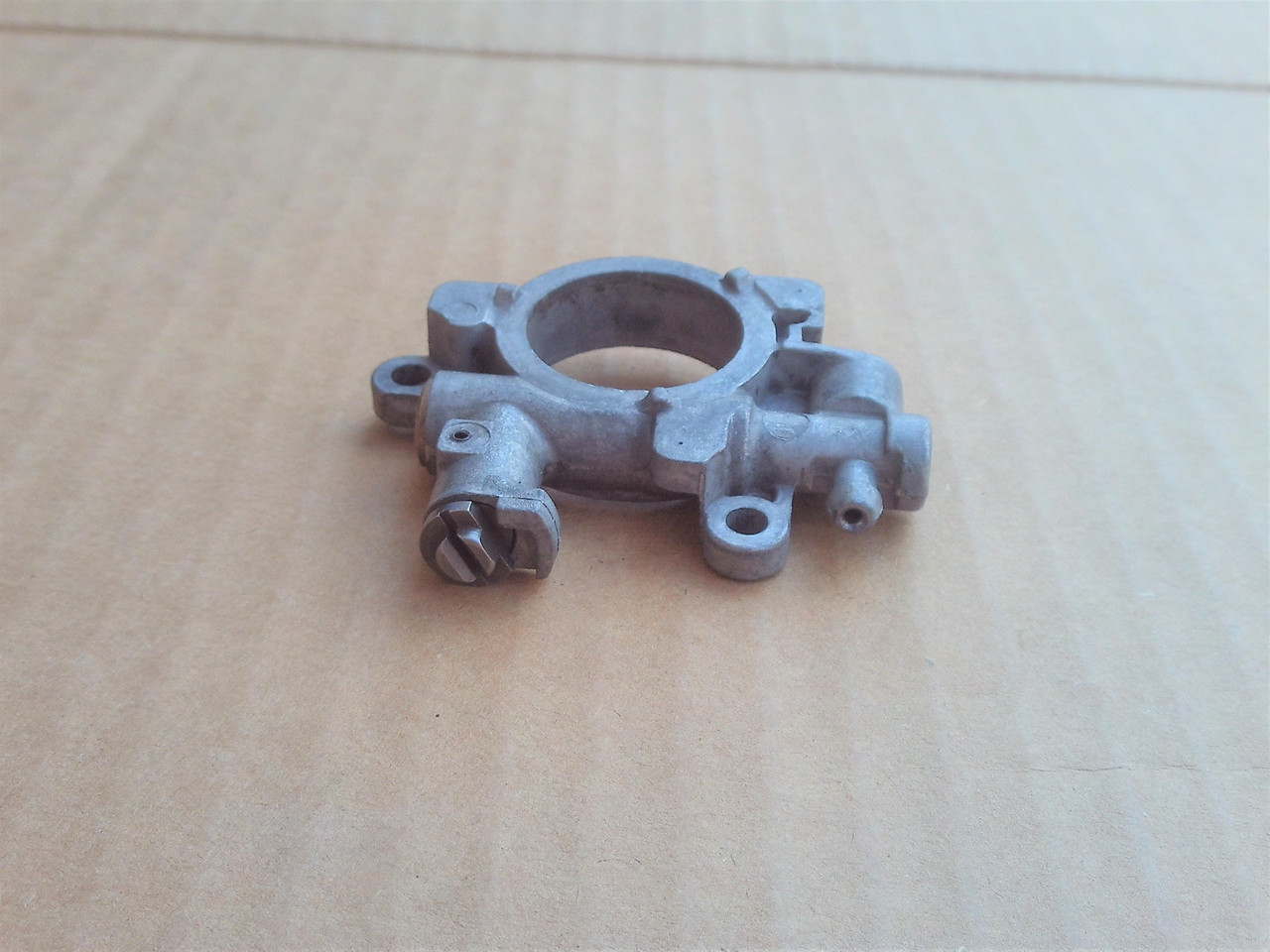 Stihl Oil Pump for 029 039 MS290 MS310 MS390 MS311 MS390 1127-640-3204 11276403204 1127 640 3204