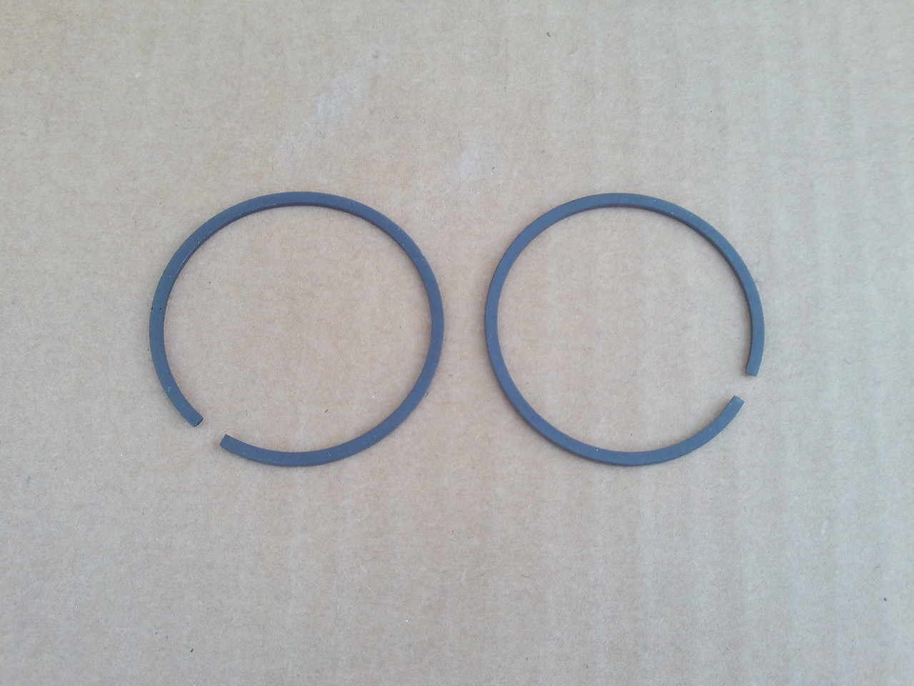 Echo Piston Rings for CS660EVL 10001618430 100 016-1843 0 Ring Set of 2