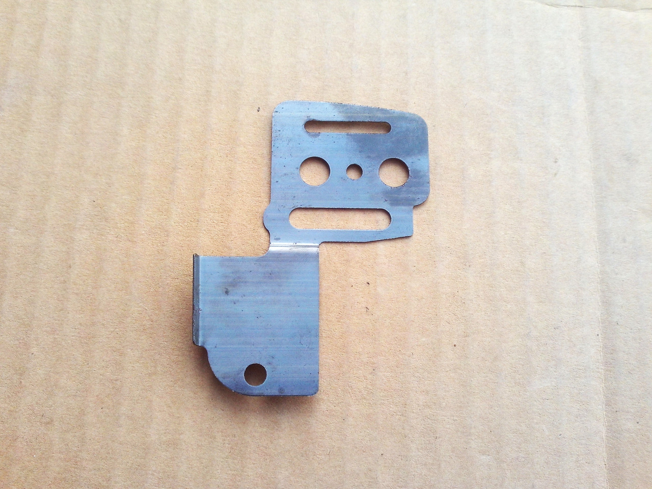 Echo Guide Bar Plate 43301239131 for CS300 CS301 CS303T CS305 CS306 CS340 CS3000 CS3400 Chainsaw