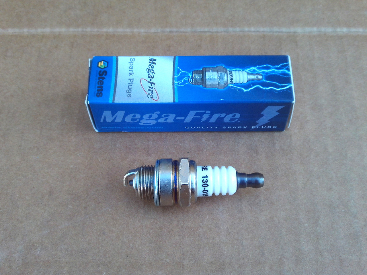 Spark Plug for Champion CJ6Y 858