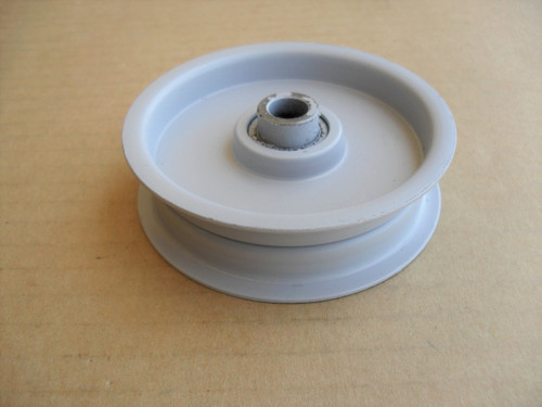 Idler Pulley for Cub Cadet 381, 385, 418, 420, 524, 826, 1028, 1110, 1610, 1620, 1745499, 756-0225 Made In USA Height: 7/8" ID: 3/8" OD: 3-1/8"