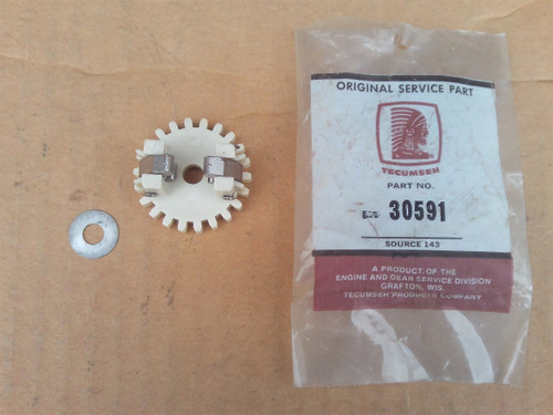 Tecumseh Governor Gear 30591 for Craftsman Toro ECV100 H30 H35 H40 H50 HS40 HS50 H60 H70 HSK60 HSK70 HSSK50 LV195EA OH195EA OHH45 OHH50 TVS105 TVS115 ULT55 ULT60 VLV126