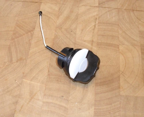 Oil Filler Cap Plug for Stihl MS250 MS260 MS360 MS380 MS440 MS460 0000-350-0526 00003500526
