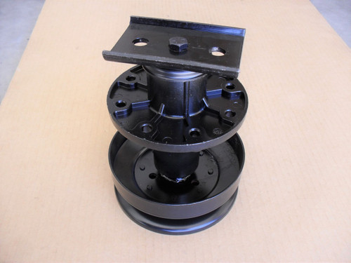 Deck Spindle for Husqvarna LT125, YT120, YT125, YT140H, 532105891, 532121676, 532121687, 532124208