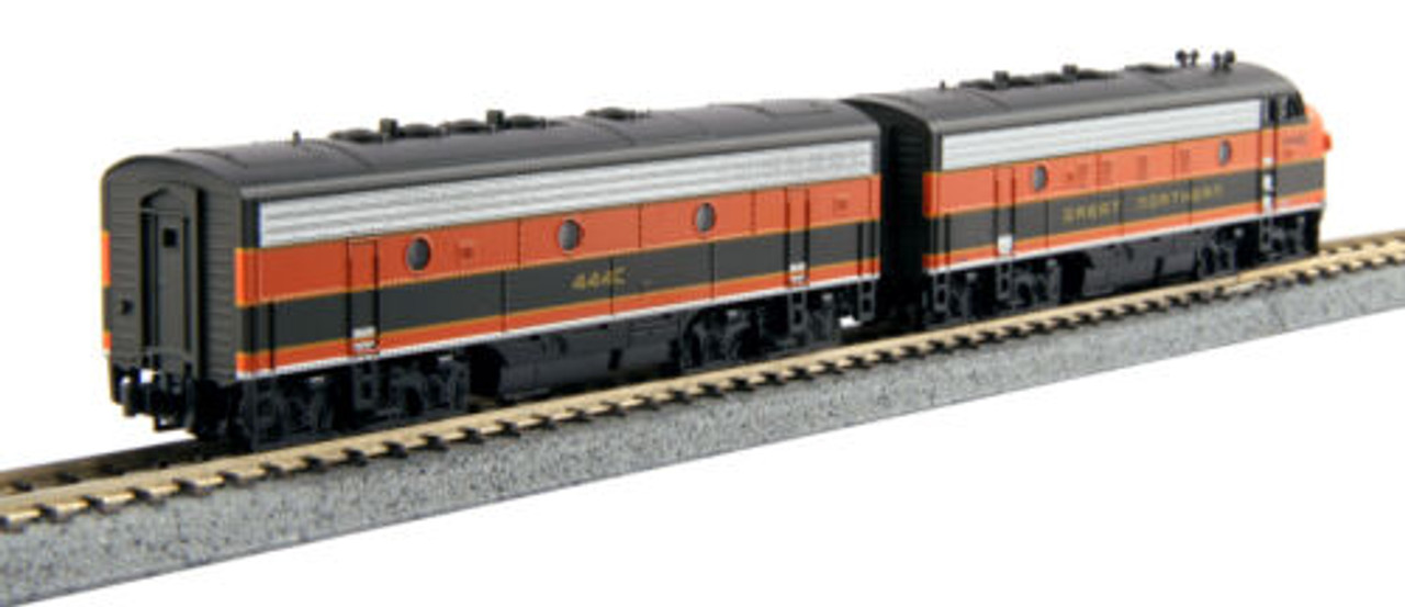 Kato ~ N Scale ~ F7 AB Set ~ Great Northern 444C & 444D