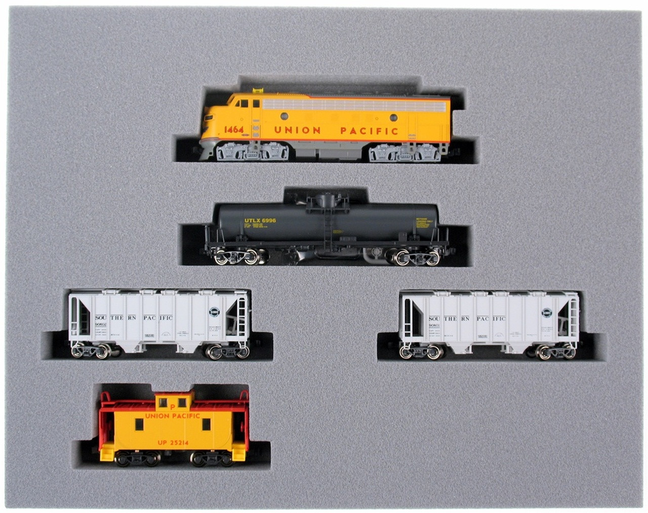 Kato ~ N Scale ~ F-7 Freight Train Set ~ DCC ~ Union Pacific F-7 A