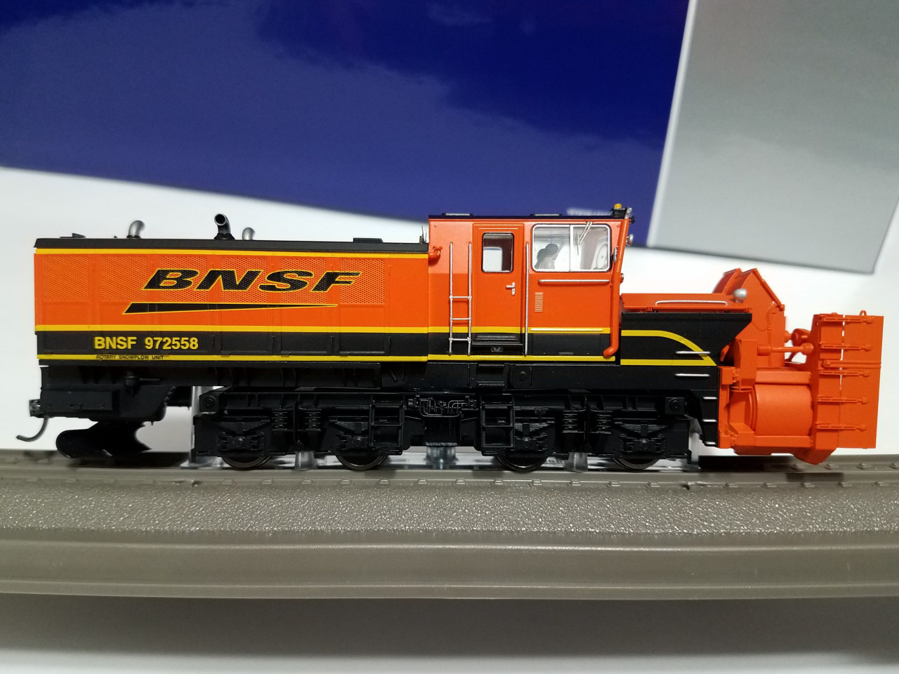 Roco HO Beilhack Rotary Snow Blower BNSF ~ DCC & Sound 72806