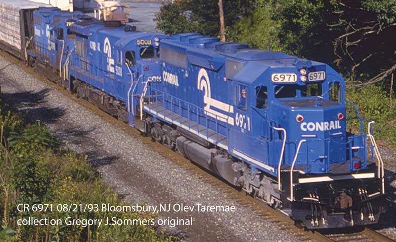 Bowser ~ HO Scale ~ EMD SD40 Conrail 6975 ~ DCC/Sound Installed ~ 25632