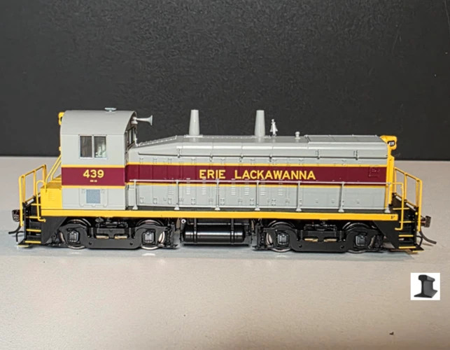 Rapido ~ HO Scale ~ GP39 EMD/Huntington Slug ~ DC Version ~ 039036