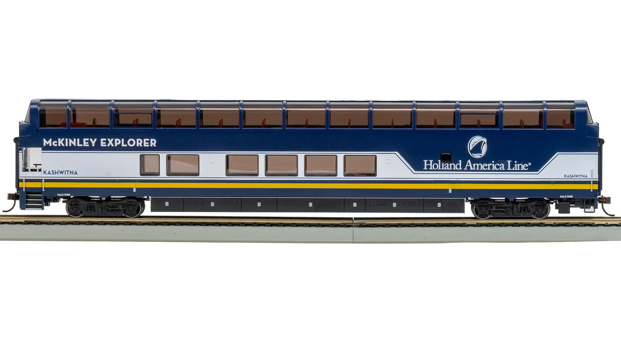 Bachmann ~ HO Scale ~ 85' Colorado Railcar ~ Dome Lighted