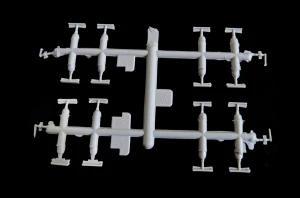 Moloco ~ HO Scale ~ Roofwalk Support Brackets (New) w/ 3rd Arms ~ RB-0804