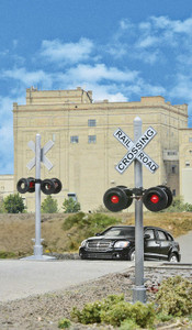Walthers SceneMaster ~ HO Scale ~ Crossing Flashers ~ Set of 2 Working Signals (Use with Crossing Signal Controller) ~ 949-4333 ~ OPEN BOX