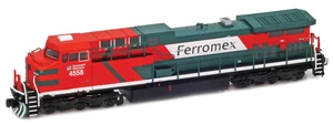 American Z Line ~ Z Scale ~ GE AC4400CW ~ Ferromex FXE #4569 ~ DC Version ~ 65204-2