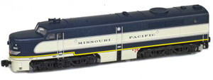 American Z Line ~ Z Scale ~ ALCO PA1 ~ Missouri Pacific MP #8001 ~ DC Version ~ 64414-1