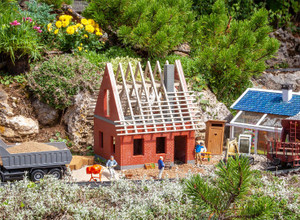 Pola G ~ G Scale ~ Detached House Shell ~ Kit ~ 331083