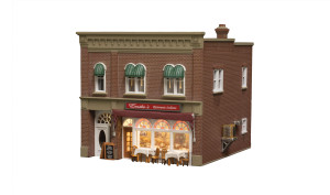 Woodland Scenics ~ HO Scale ~ Built and Ready ~ Emilio's Italian Restaurant  With LED Lighting ~ BR5055