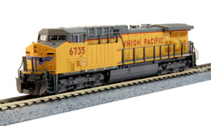Kato ~ N Scale ~ Union Pacific GE AC4400CW UP #6735 ~ 176-7038