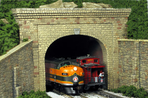 Monroe Models ~ HO Scale ~ Tunnel Portal Random Stone Double Track ~ 113