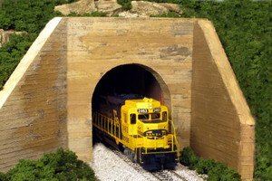 Monroe Models ~ HO Scale ~ Tunnel Portal Board Formed Concrete Single Track ~ 128