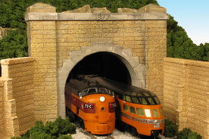 Monroe Models ~ HO Scale ~ Tunnel Portal Granite Face Hoosac Double Track ~ 132