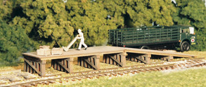 Monroe Models ~ HO Scale ~ Railroad Loading Ramp ~ 2203