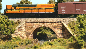 Monroe Models ~ N Scale ~ Stone Arch Bridge Kit ~ #9001