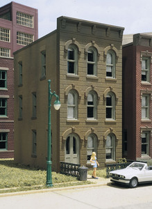 Design Preservation Models ~ HO Scale ~ Townhouse #2 Kit ~ 11000