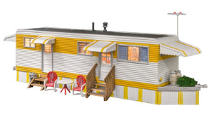 Woodland Scenics ~ N Scale ~ Built & Ready ~ Sunny Days Trailer ~ Lighted ~ BR4952