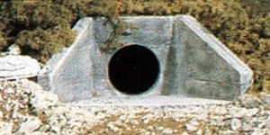 Woodland Scenics ~ N Scale ~ Concrete Culverts ~ 2 Pieces ~ C1162
