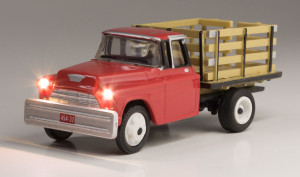 Woodland Scenics ~ HO Scale ~ Just Plug Illuminated Vehicle, Heavy Hauler ~ JP5595