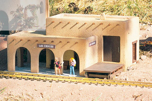 PIKO ~ G-Scale ~ Las Cruces Train Station, Building Kit ~ 62252