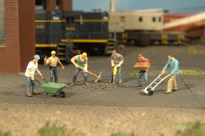 Bachmann ~ HO Scale ~ Construction Workers ~ 33105