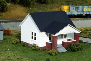 Rix Products ~ HO Scale ~ Maxwell Ave. Home 203 ~ 628-0203