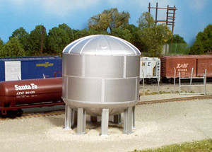 Rix Products ~ HO Scale ~ Elevated Tank ~ 628-0520