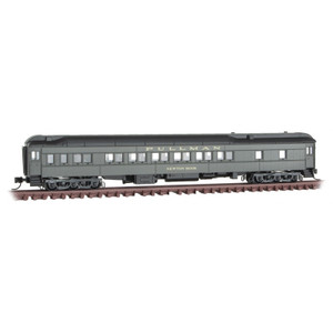 Micro Trains ~ N Scale ~ Heavyweight Sleeper Car ~ Union Pacific ~ Newton Hook ~ 14200420