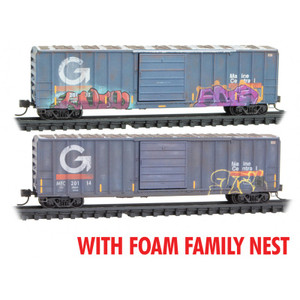 Micro Trains ~ N Scale ~ MEC Maine Central Box Car Weathered ~ 2 Pack ~ 99305039