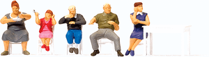 Preiser Kg ~ HO Scale ~ Pedestrians ~ At the Table ~ 5-Pack w/ Table & Chairs ~ 10577