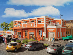 Vollmer Gmbh ~ N Scale ~ OBI Do-It-Yourself Store/Home Mart ~ Kit (Plastic) ~ 8 x 5-1/8 x 2-15/16" 20.5 x 13 x 7.5cm ~ 770-47795