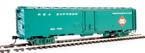 WalthersProto ~ HO Scale ~ 50' REA Riveted Steel Express Reefer ~ Railway Express Agency #7646 (Light Green) ~ 920-17325