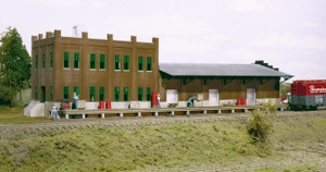 Walthers Cornerstone ~ HO Scale ~ Water Street Freight Terminal ~ Kit ~ 933-3009