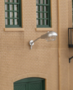 Walthers SceneMaster ~ HO Scale ~ Modern Short Arm Wall Mount Light ~ package(3) ~ 949-4314
