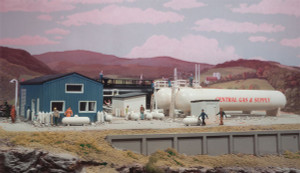 Walthers Cornerstone ~ N Scale ~ Central Gas and Supply ~ Kit ~ 933-3213