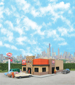 Walthers Cornerstone ~ N Scale ~ DQ Grill & Chill R ~ Kit ~ 933-3846